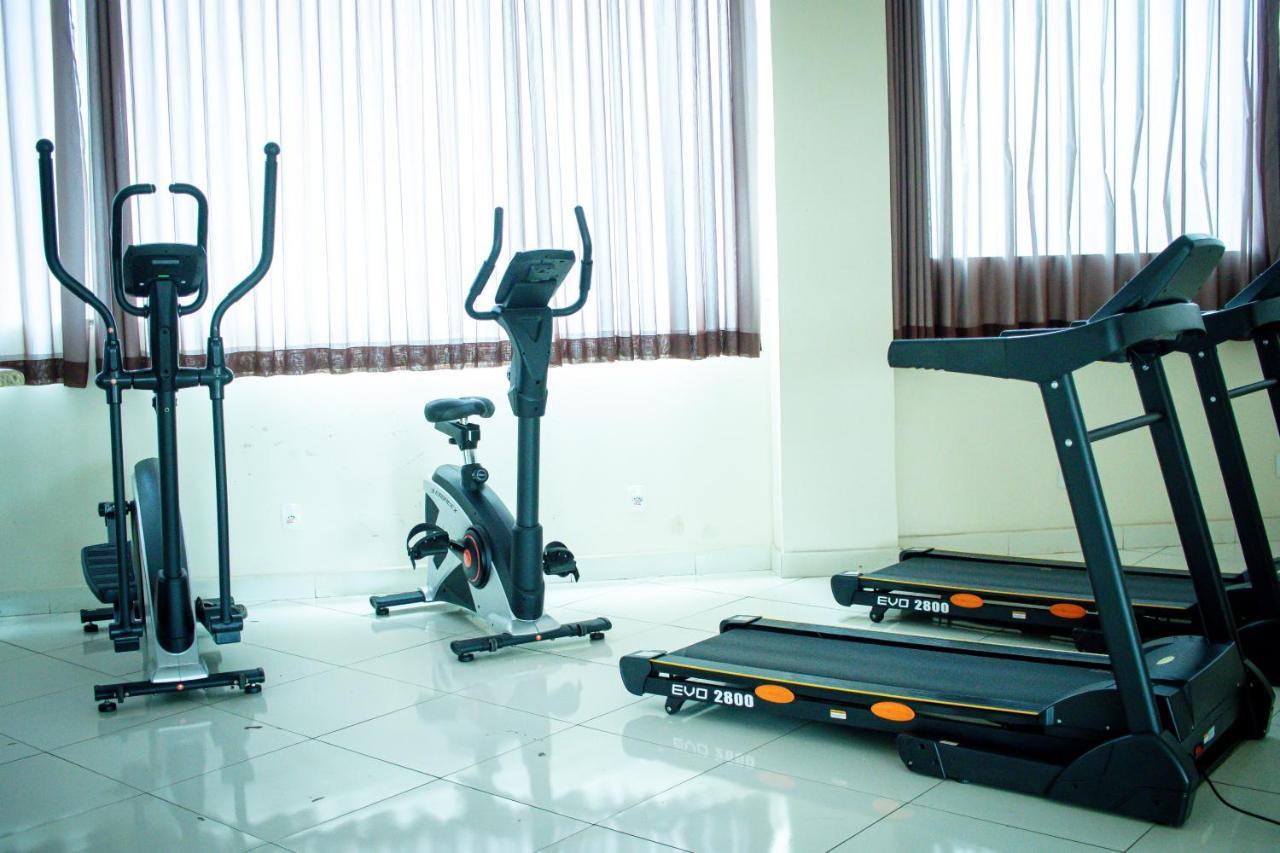 Hotel H2 Congonhas Bagian luar foto A typical home gym