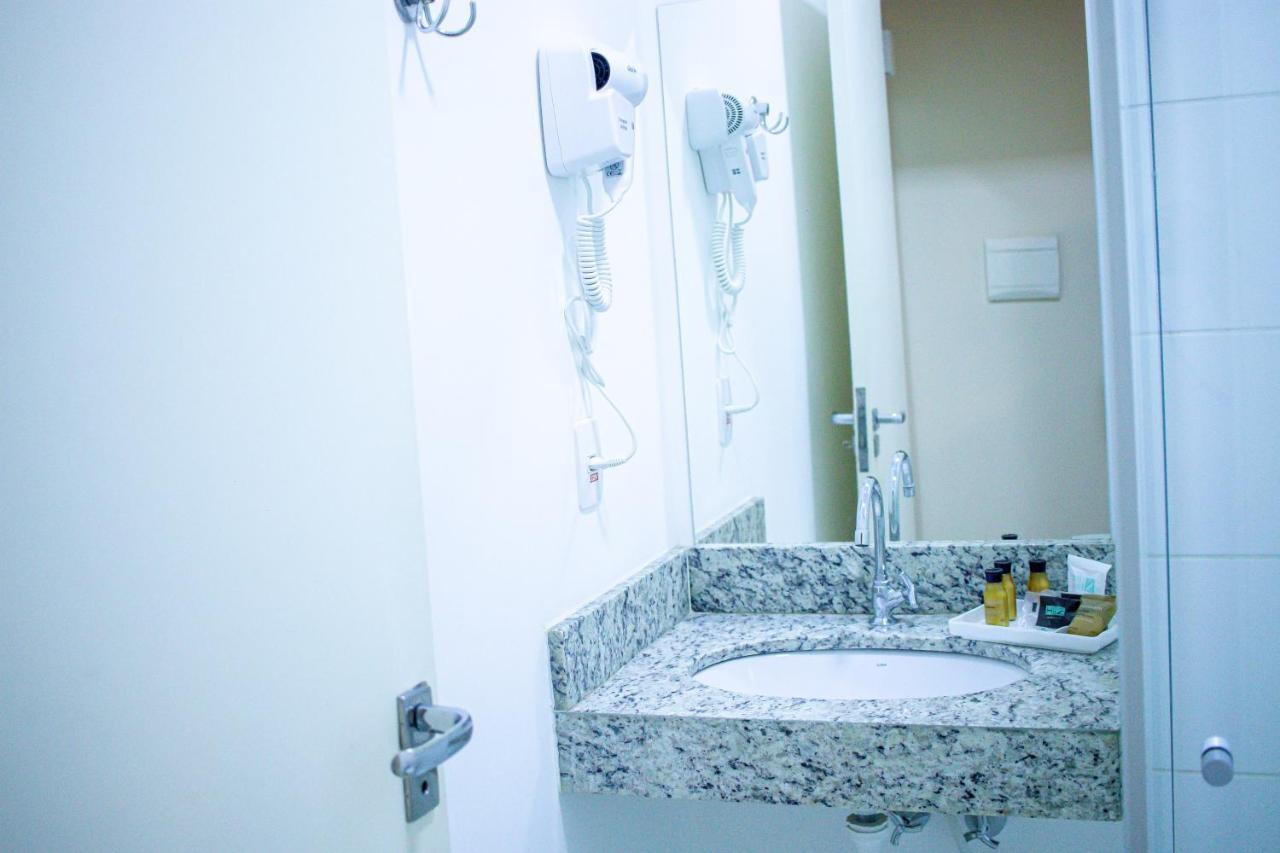 Hotel H2 Congonhas Bagian luar foto Bathroom