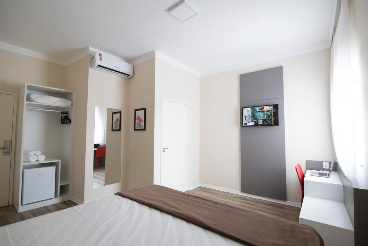 Hotel H2 Congonhas Bagian luar foto A room at the hotel